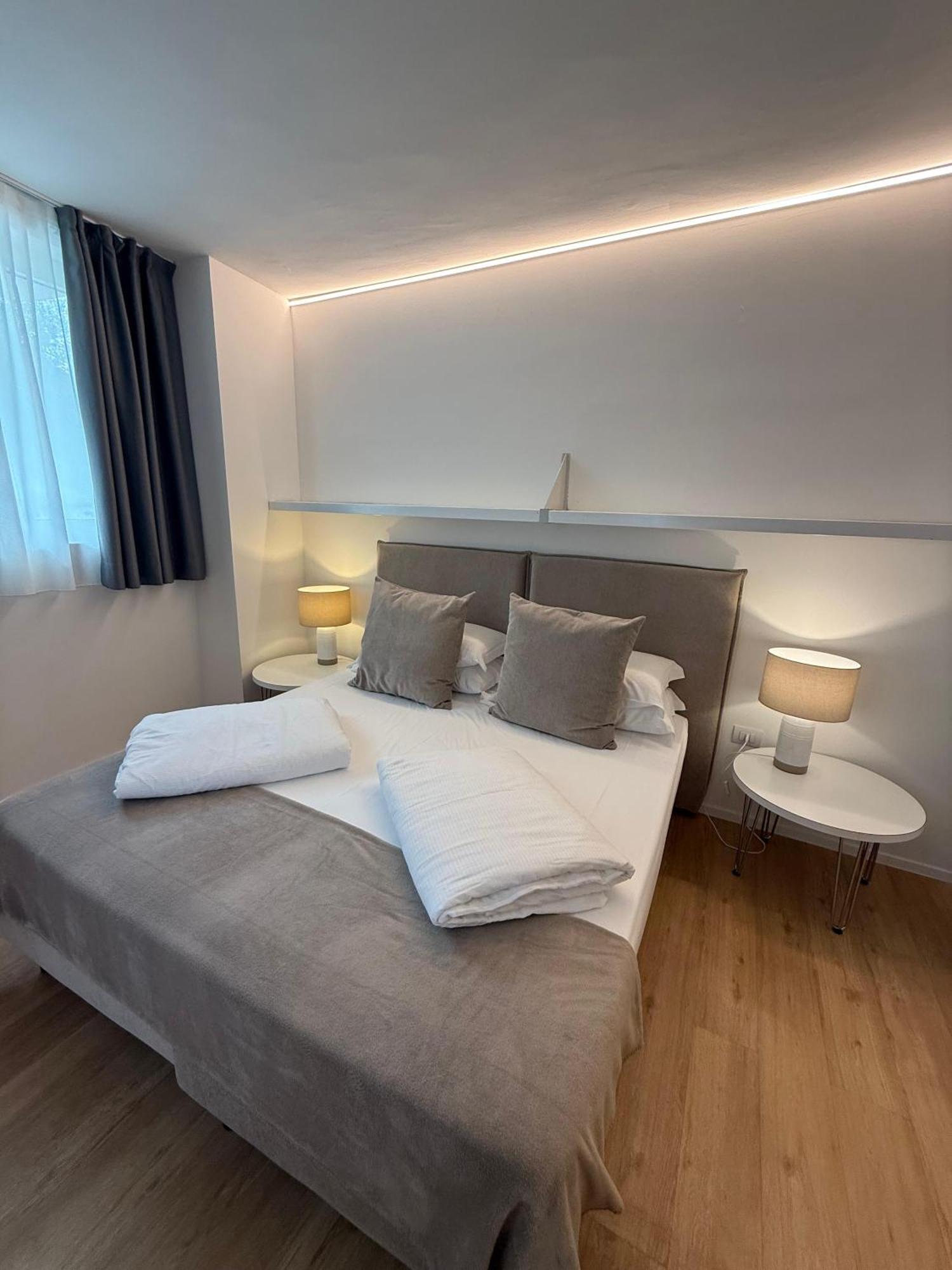 Torbole Aparthotel Torbole Sul Garda Ngoại thất bức ảnh