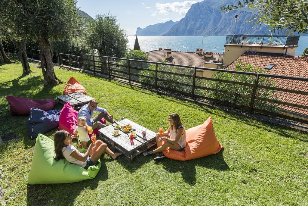 Torbole Aparthotel Torbole Sul Garda Ngoại thất bức ảnh